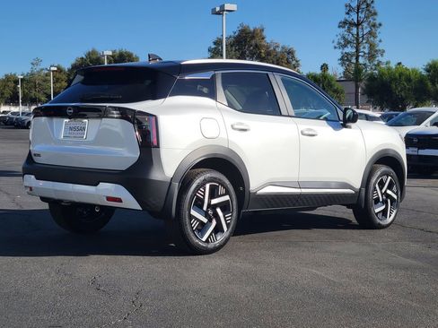 New 2026 Nissan Kicks SV w/ SV Premium Package image 2