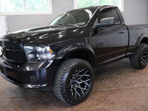 Used 2016 RAM 1500 Express w/ Black Ram 1500 Express Group AWD/4WD image 3