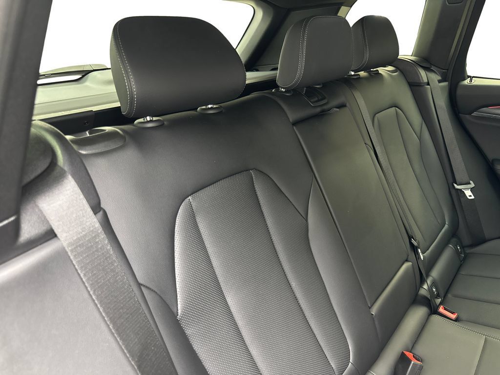 Used 2024 BMW X3 xDrive30i AWD/4WD image 41