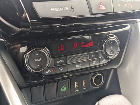 Used 2024 Mitsubishi Eclipse Cross LE AWD/4WD image 18