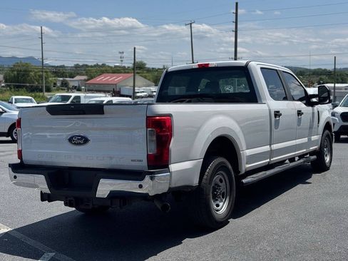 Used 2019 Ford F250 XL w/ Power Equipment Group RWD image 3