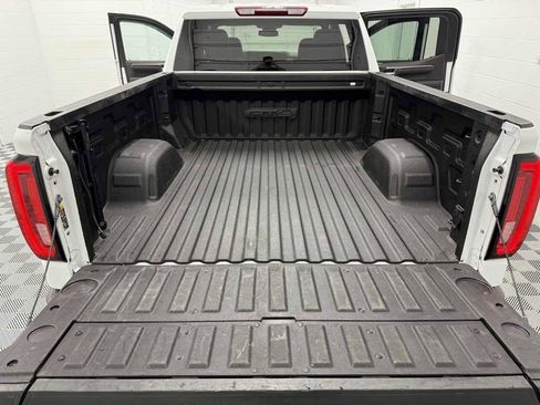 Used 2023 GMC Sierra 1500 AT4 image 36