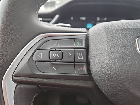 Used 2023 Jeep Grand Cherokee L Laredo RWD image 26