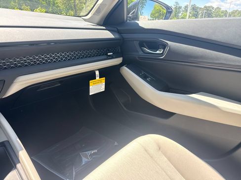 Certified 2026 Honda Accord SE image 18