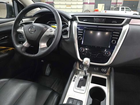 Used 2018 Nissan Murano SL w/ Midnight Edition Package FWD image 11