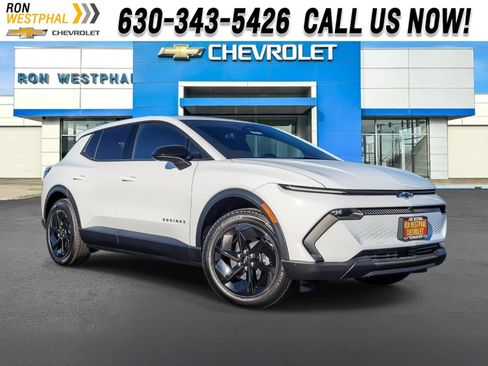 New 2026 Chevrolet Equinox EV LT image 1