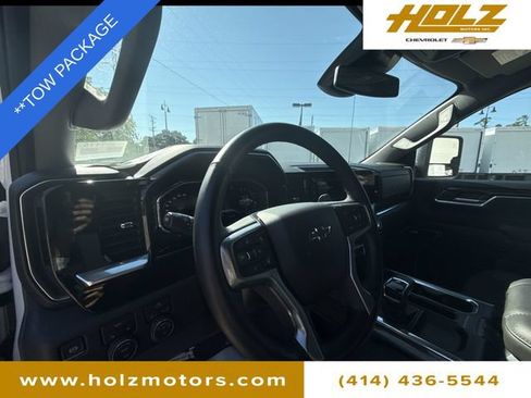 Used 2024 Chevrolet Silverado 1500 RST w/ Convenience Package II AWD/4WD image 10