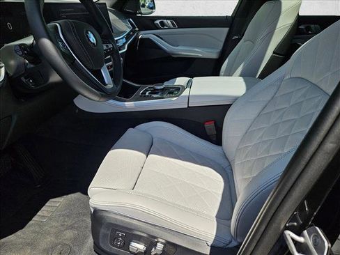 Certified 2025 BMW X5 xDrive40i AWD/4WD image 18