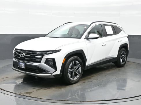 Certified 2026 Hyundai Tucson SEL image 2