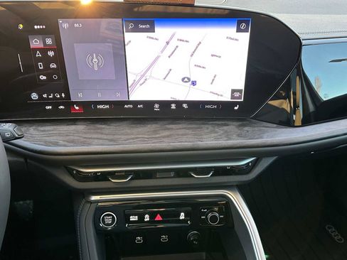 New 2025 Audi Q5 Premium Plus image 25