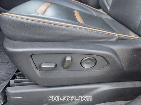 Used 2023 GMC Yukon AT4 AWD/4WD image 19