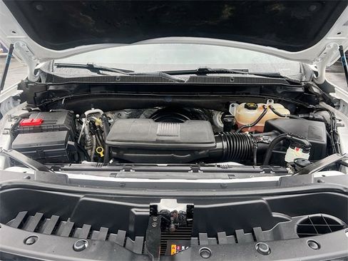 Used 2022 Chevrolet Tahoe Z71 w/ Luxury Package image 32