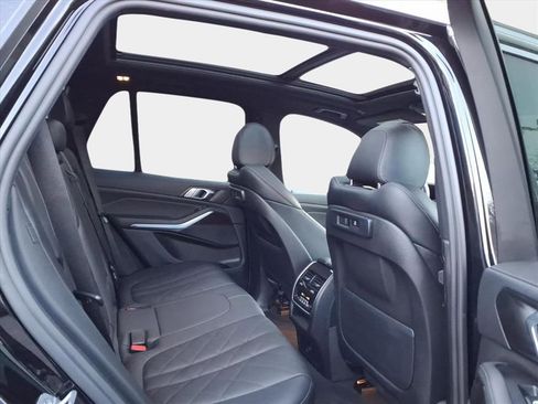 Used 2023 BMW X5 xDrive45e image 16