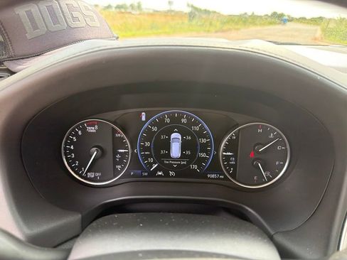 Used 2022 Buick Enclave Premium w/ Experience Buick Package AWD/4WD image 6