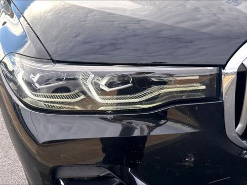 Used 2020 BMW X7 xDrive40i w/ Premium Package AWD/4WD image 31