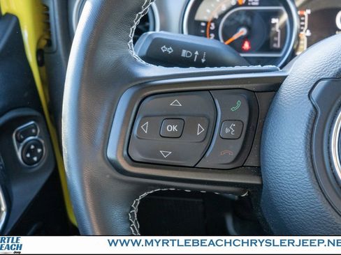 Used 2023 Jeep Gladiator Sport S image 27