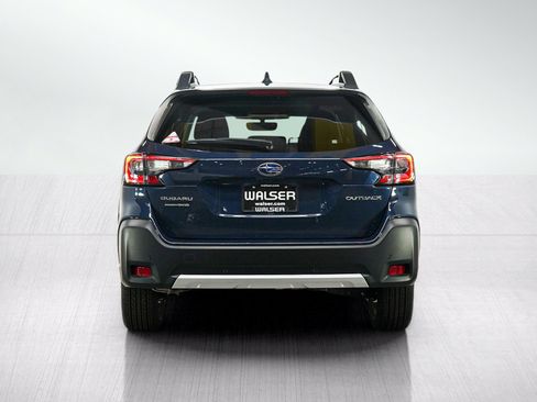 Used 2024 Subaru Outback Limited AWD/4WD image 4