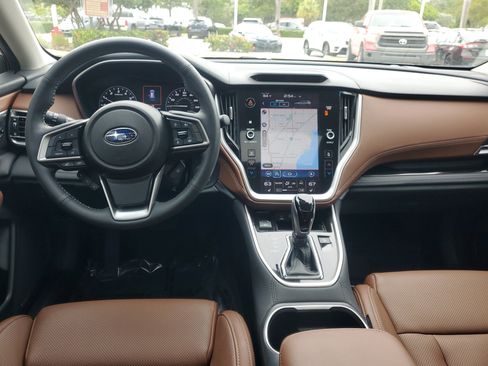 Used 2021 Subaru Outback Touring image 10