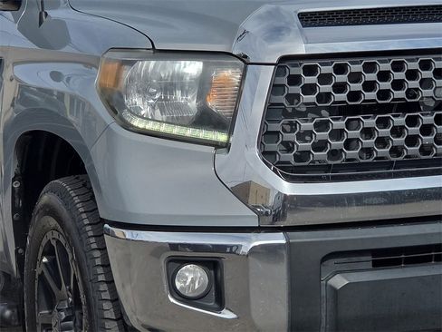 Used 2019 Toyota Tundra SR5 image 11