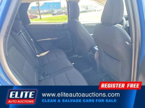 Used 2023 Ford Escape Active AWD/4WD image 12
