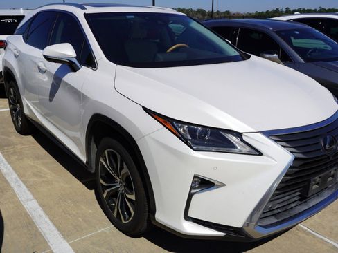 Used 2019 Lexus RX 350 FWD w/ Navigation Package image 2