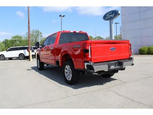 Used 2025 Ford F250 Lariat w/ Lariat Ultimate Package AWD/4WD image 3