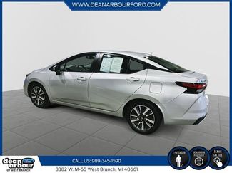 Used 2021 Nissan Versa SV FWD video 3