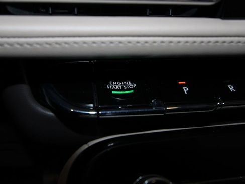 Used 2022 Lincoln Nautilus Reserve image 14