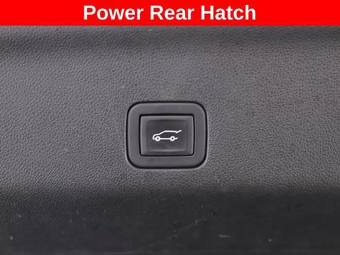 Used 2024 Chevrolet Suburban High Country AWD/4WD image 35