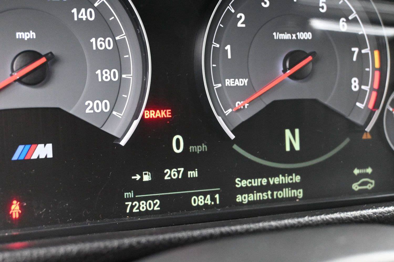 Used 2018 BMW M3 RWD image 4