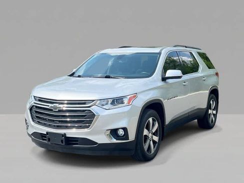 Used 2019 Chevrolet Traverse LT w/ LT Premium Package AWD/4WD image 1