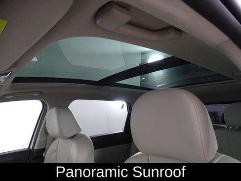 Used 2022 Kia Sorento SX image 8