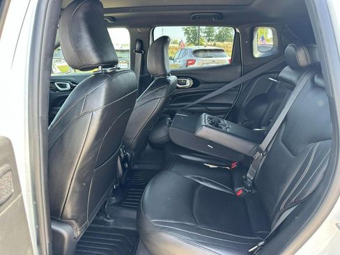 Used 2023 Jeep Compass High Altitude image 10