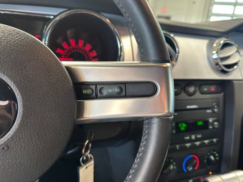 Used 2007 Ford Mustang GT Premium RWD image 22