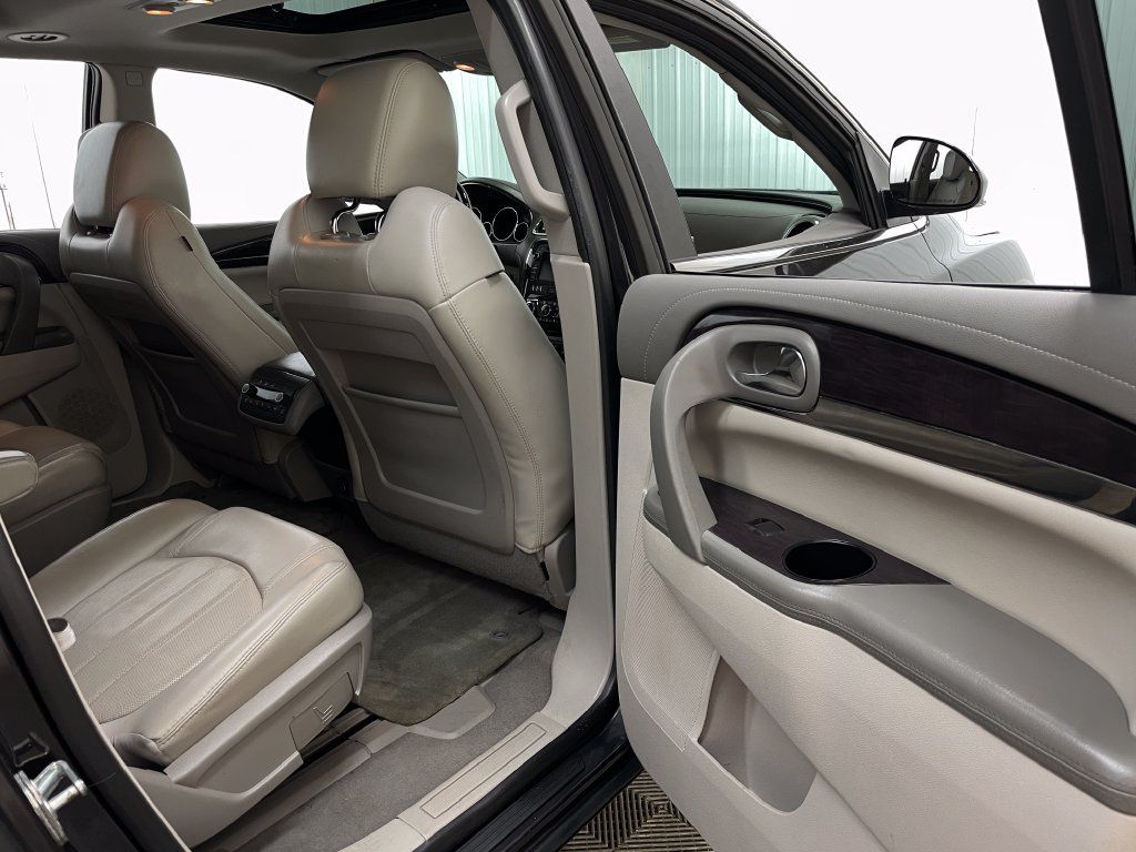 Used 2017 Buick Enclave Premium w/ Experience Buick Package AWD/4WD image 44