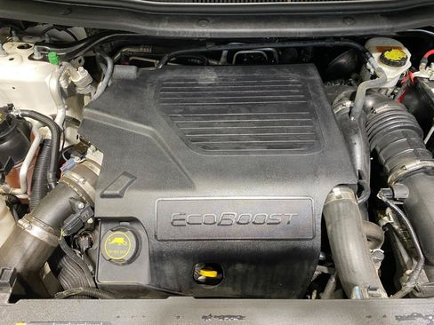 Used 2019 Ford Explorer Platinum AWD/4WD image 32