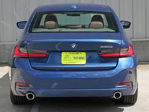 Used 2023 BMW 330e w/ Premium Package RWD image 52