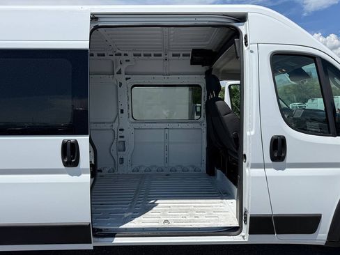 Used 2023 RAM ProMaster 3500 FWD image 23