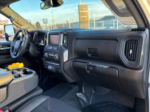 Used 2025 Chevrolet Silverado 3500 W/T w/ WT Convenience Package image 36