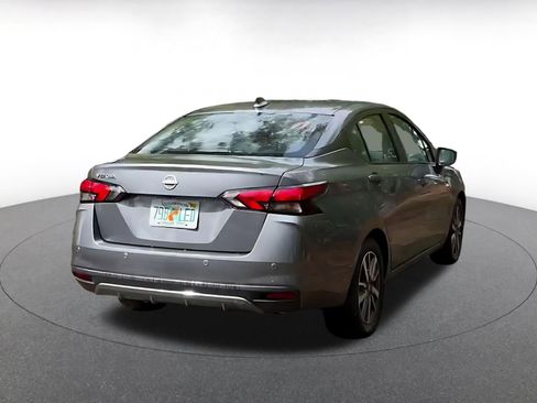 Used 2025 Nissan Versa SV image 14