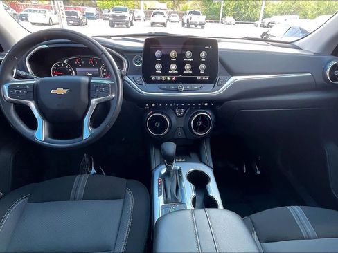 Used 2024 Chevrolet Blazer LT w/ Convenience Package image 14