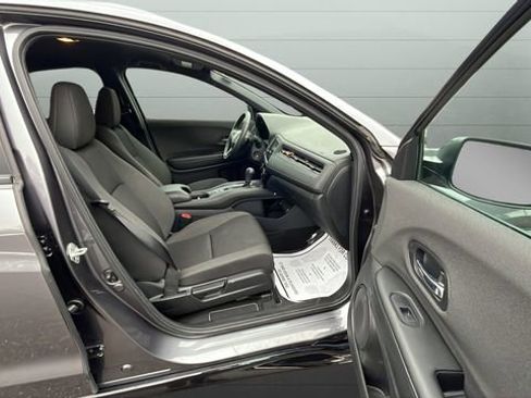 Used 2022 Honda HR-V Sport image 28