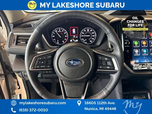 Used 2025 Subaru Ascent Touring AWD/4WD image 18