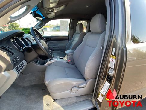Used 2009 Toyota Tacoma PreRunner RWD image 29