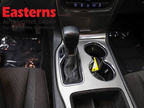 Used 2021 Jeep Grand Cherokee Laredo AWD/4WD image 13