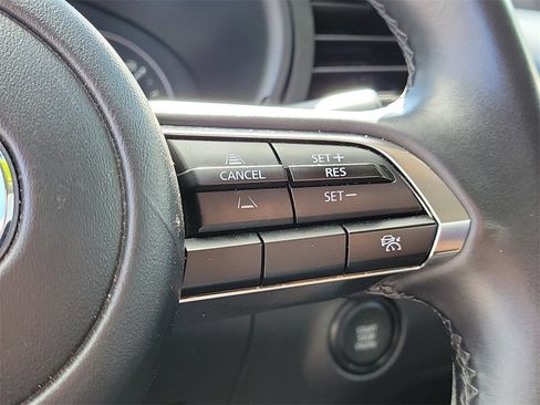 Used 2025 MAZDA MAZDA3 s image 29