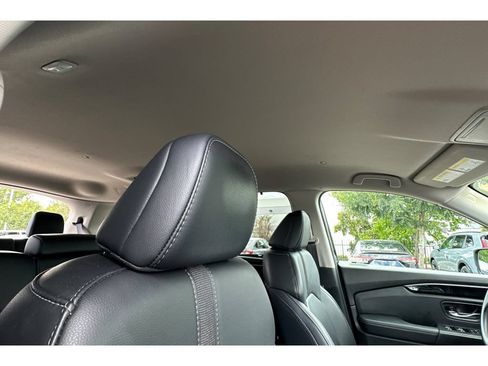 Certified 2025 Honda Pilot EX-L image 21