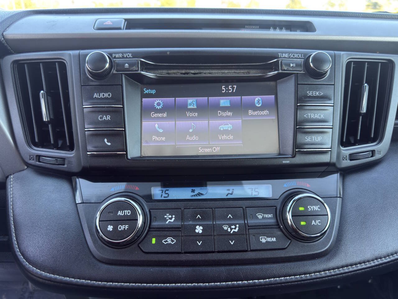 Used 2018 Toyota RAV4 XLE w/ All Weather Liner Package FWD image 20