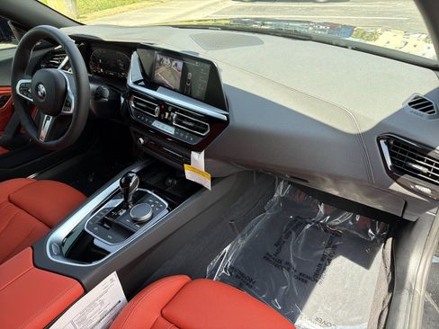 New 2026 BMW Z4 sDrive30i w/ Premium Package RWD image 16