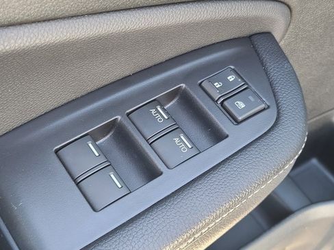 Certified 2025 Honda Ridgeline Sport image 12